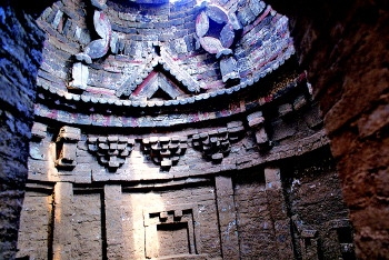章丘工地挖出元代古墓群