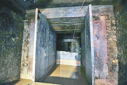 探秘定陶黄肠题凑汉墓 仅剩一副彩绘棺板