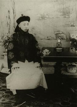 蒙古科尔沁博多勒葛台和硕亲王阿穆尔灵圭在光绪初年的留影