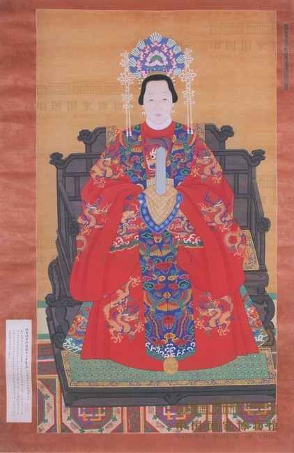 朱佛女画像轴