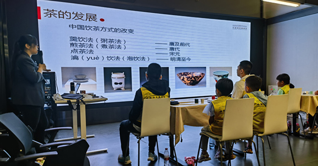山西静乐师生走进国博开展公益研学