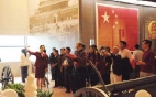 [人民网]中外媒体关注复兴之路展览 群众深情祝福祖国华诞
