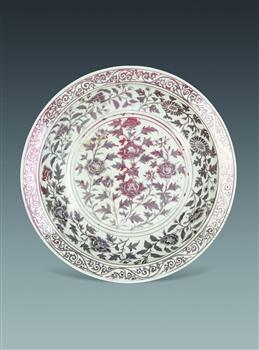 釉里红牡丹纹折沿盘