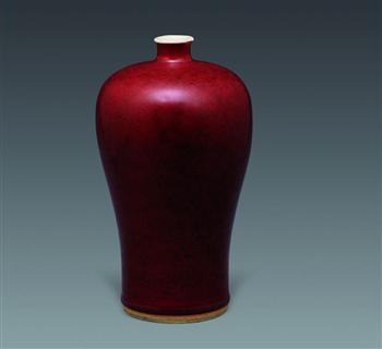 郎窑红釉梅瓶