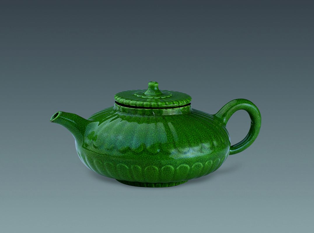鱼子绿釉菊瓣式茶壶