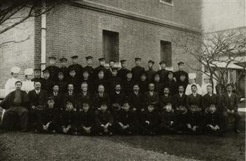 清末中国留日学生合影