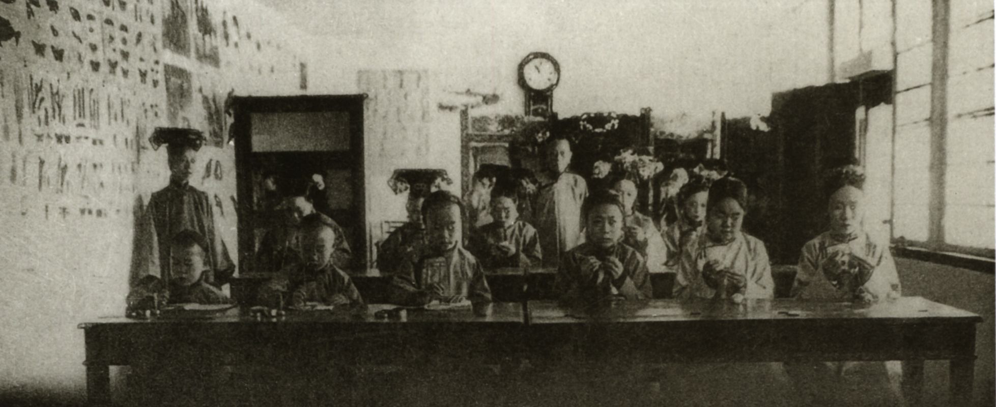 清末肃亲王家和育女学堂