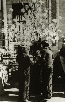 厂甸庙会上的大风车