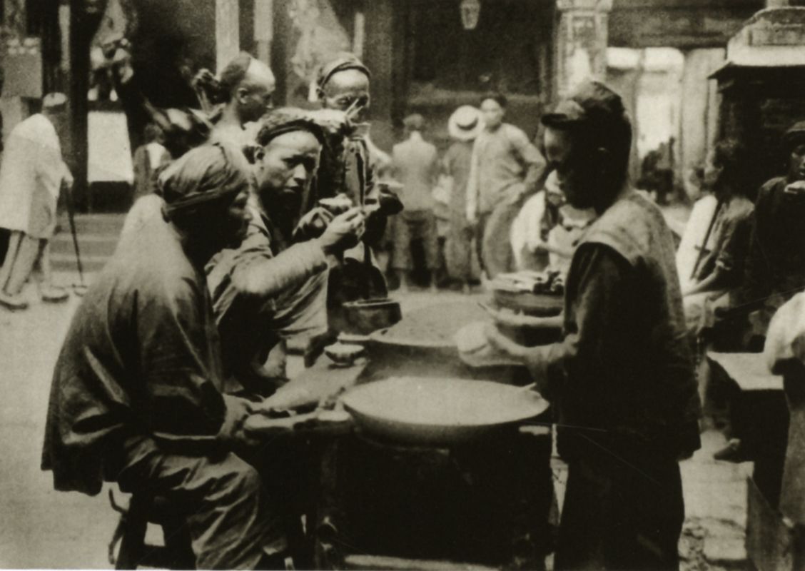 晚清街头的小吃摊