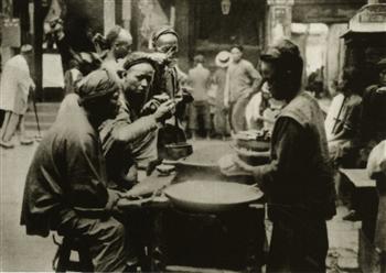 晚清街头的小吃摊