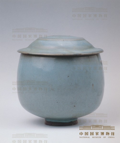 钧窑天青釉瓷盖罐