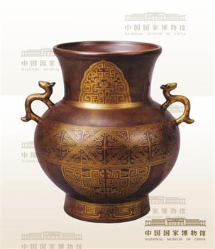 仿古铜釉描金牺耳尊