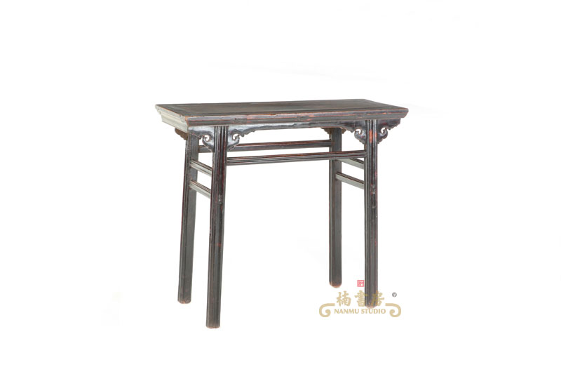 胎黑漆夹头榫小平头案（半桌）