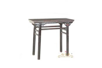 胎黑漆夹头榫小平头案（半桌）