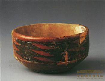 彩陶碗