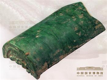 绿釉兽面筒瓦